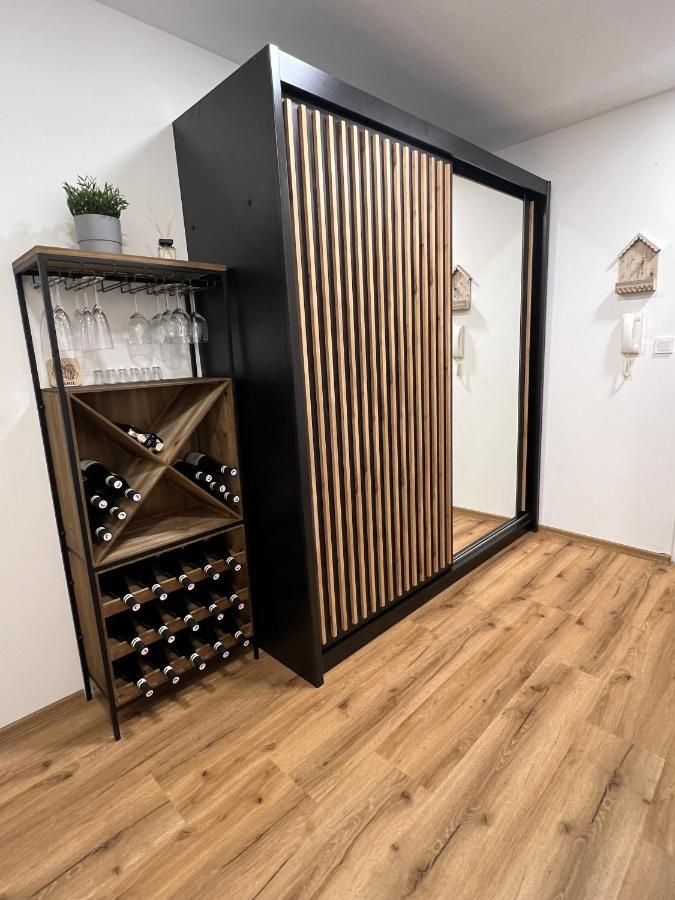 Apartman Visek Яхимів Екстер'єр фото